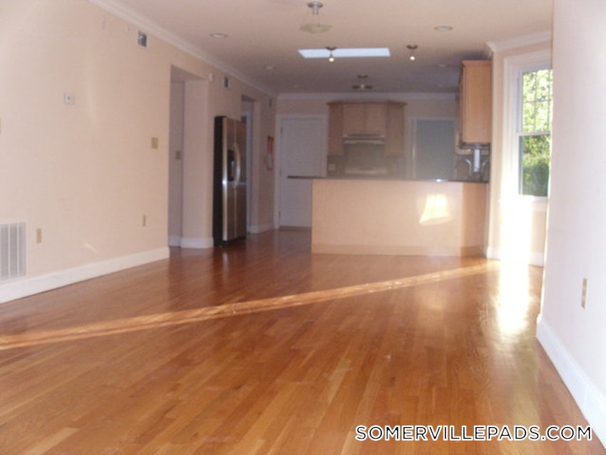 SOMERVILLE- DALI/ INMAN SQUARES - 2 Beds, 2 Baths - Image 40