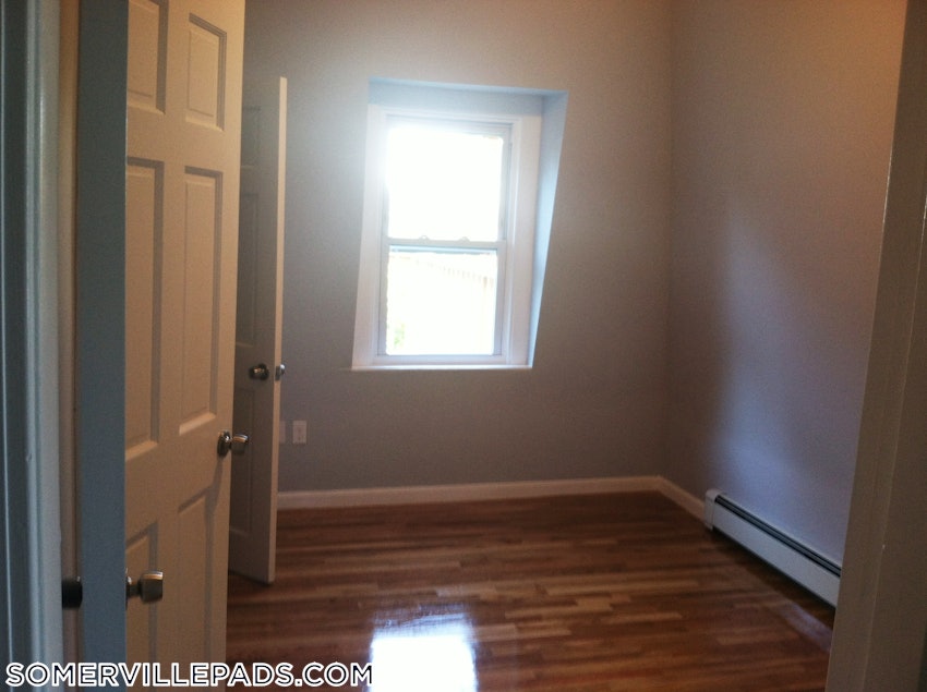 SOMERVILLE - EAST SOMERVILLE - 2 Beds, 1 Bath - Image 12