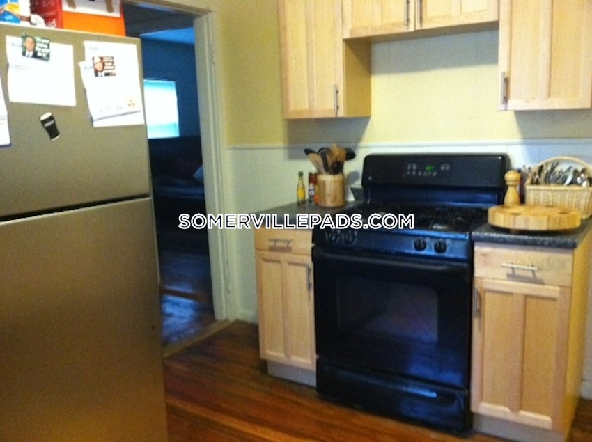 SOMERVILLE - PORTER SQUARE - 4 Beds, 2 Baths - Image 47