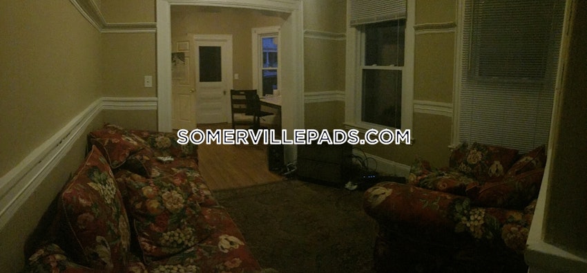 SOMERVILLE - PORTER SQUARE - 4 Beds, 2 Baths - Image 16