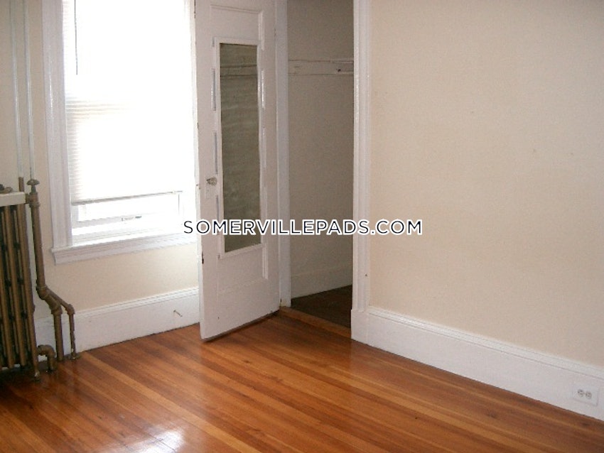 SOMERVILLE - SPRING HILL - 4 Beds, 1 Bath - Image 17