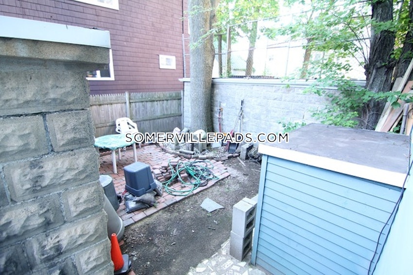 SOMERVILLE - SPRING HILL - 4 Beds, 1 Bath - Image 47