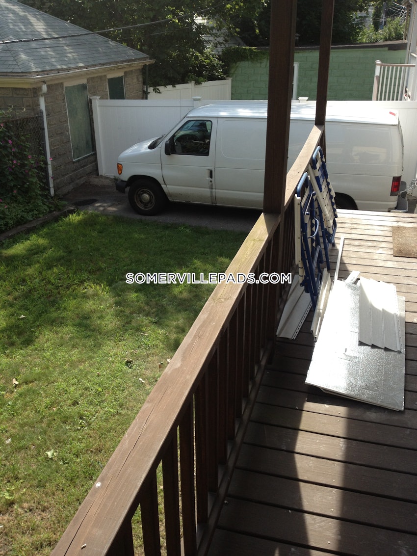 SOMERVILLE - TUFTS - 4 Beds, 2 Baths - Image 41