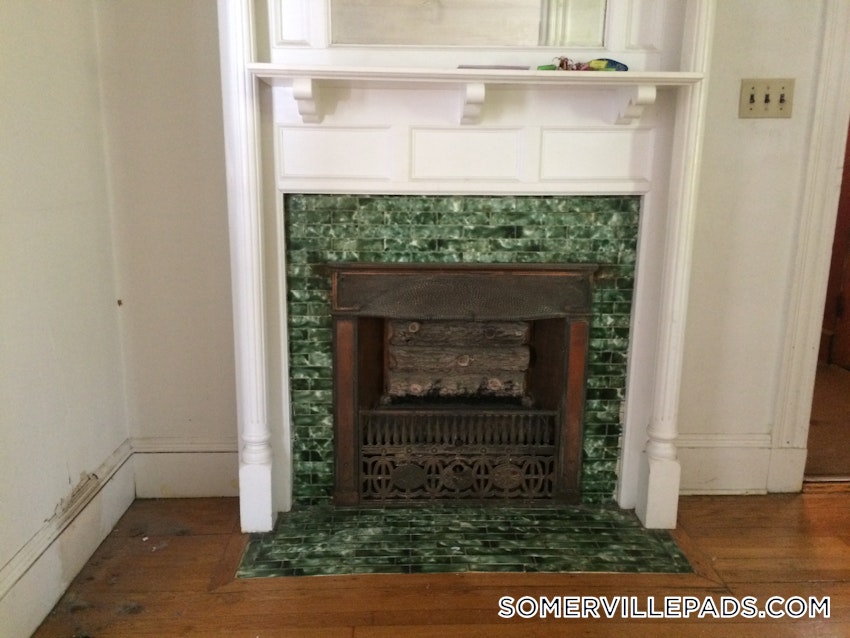 SOMERVILLE - TUFTS - 2 Beds, 1 Bath - Image 9