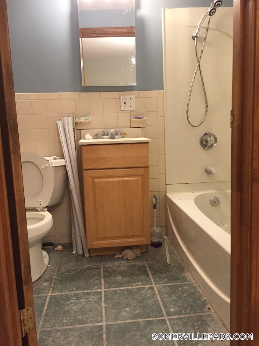 SOMERVILLE - UNION SQUARE - 1 Bed, 1 Bath - Image 17