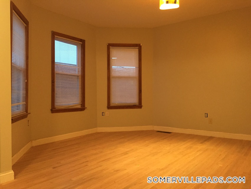 SOMERVILLE - UNION SQUARE - 1 Bed, 1 Bath - Image 7