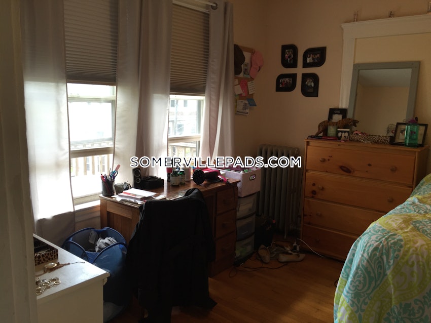 SOMERVILLE- WEST SOMERVILLE/ TEELE SQUARE - 3 Beds, 1 Bath - Image 10