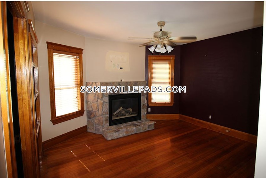 SOMERVILLE - TUFTS - 3 Beds, 2 Baths - Image 7