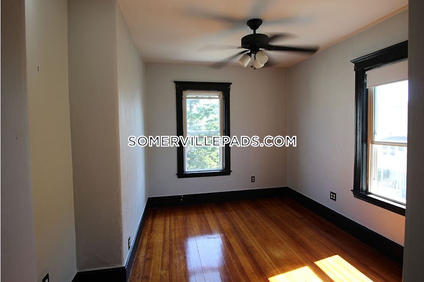 SOMERVILLE - TUFTS - 3 Beds, 2 Baths - Image 3