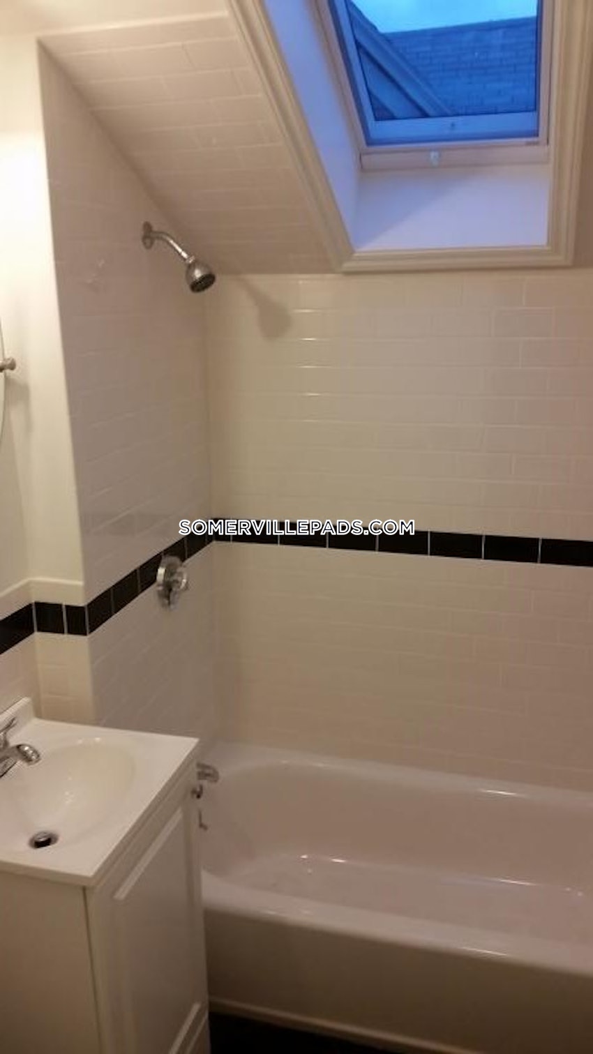 SOMERVILLE- WEST SOMERVILLE/ TEELE SQUARE - 4 Beds, 2 Baths - Image 2