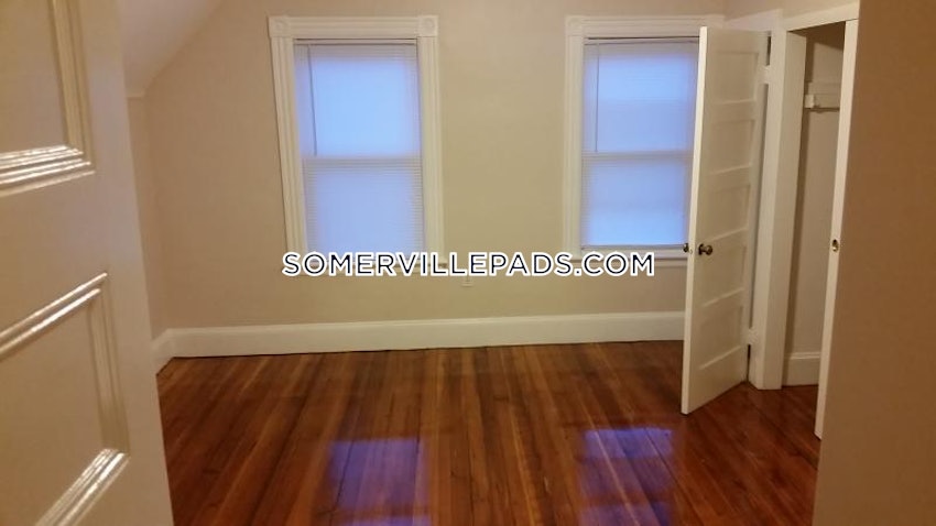 SOMERVILLE- WEST SOMERVILLE/ TEELE SQUARE - 4 Beds, 2 Baths - Image 3