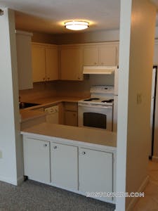 Stoneham Apartment for rent 1 Bedroom 1 Bath - $1,925