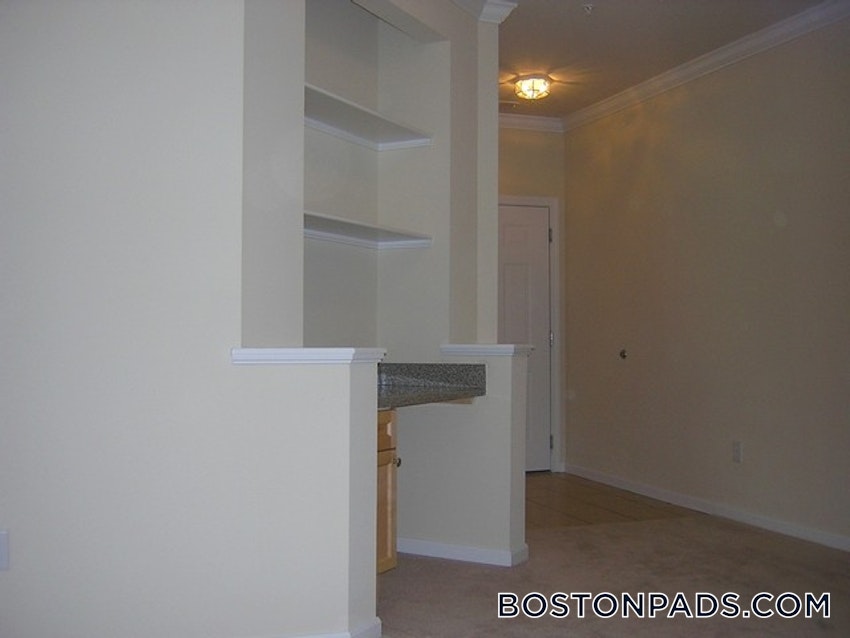 WALTHAM - 1 Bed, 1 Bath - Image 31