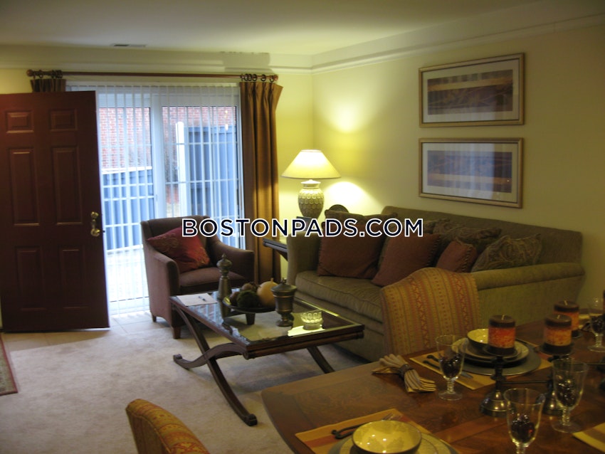 WALTHAM - 2 Beds, 1.5 Baths - Image 1