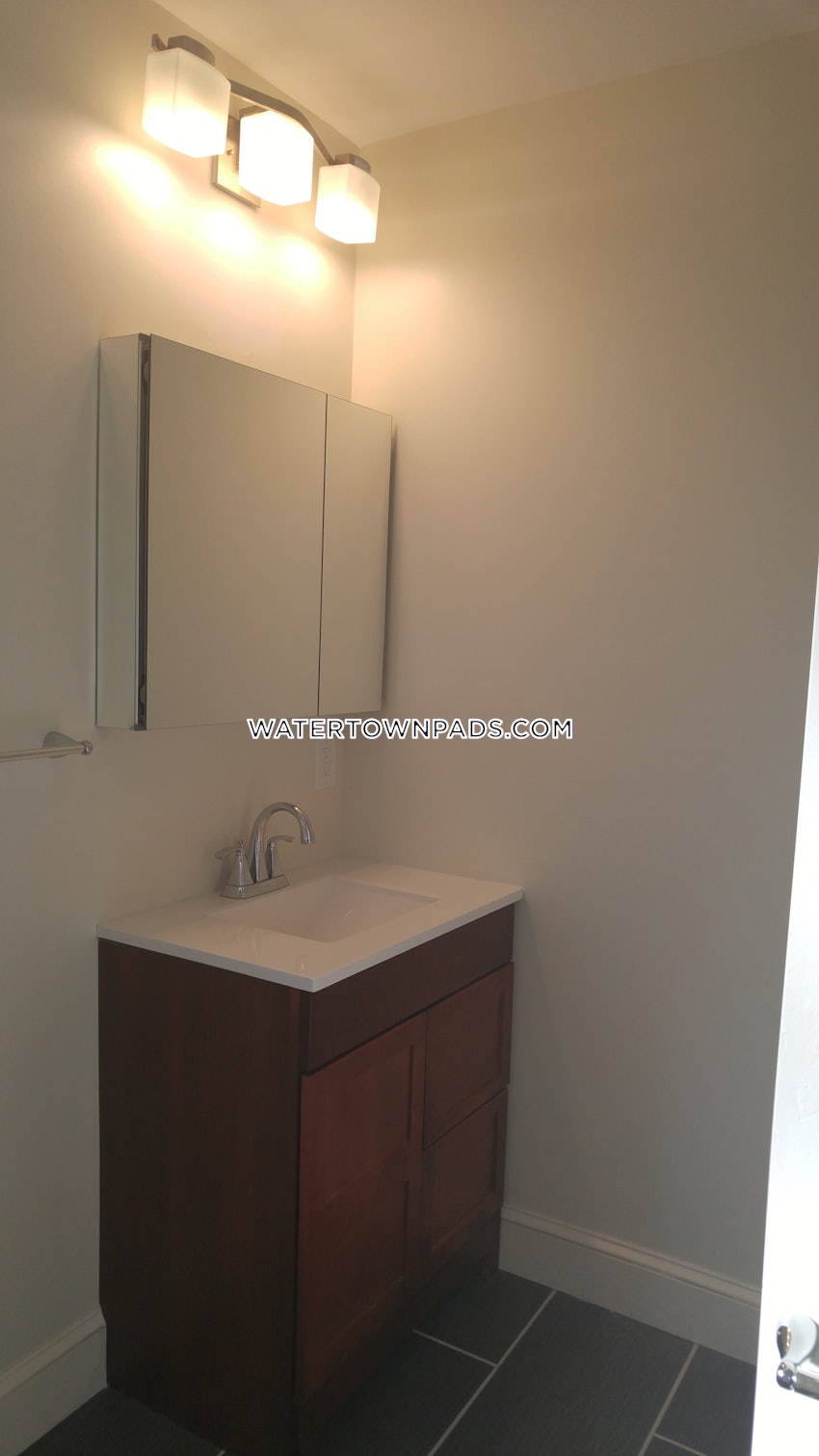 WATERTOWN - 4 Beds, 2 Baths - Image 34