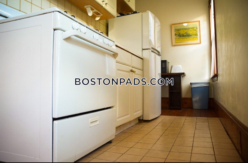 BOSTON - ALLSTON - 1 Bed, 1 Bath - Image 1