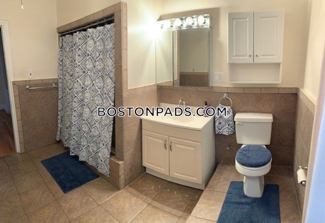 Boston - $3,800+ /mo