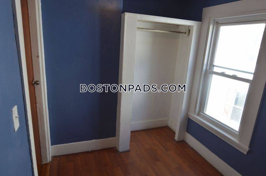 BOSTON - FORT HILL - 2 Beds, 1 Bath - Image 7