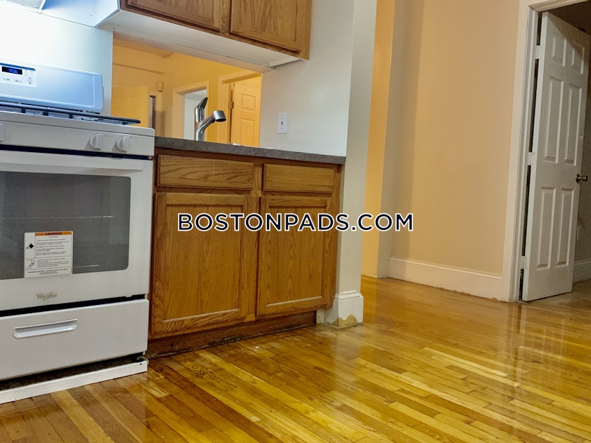 BOSTON - DORCHESTER - ASHMONT - 3 Beds, 1 Bath - Image 7