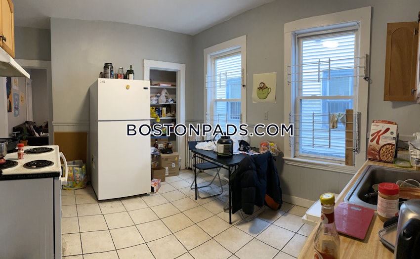 BOSTON - ALLSTON - 4 Beds, 2 Baths - Image 2