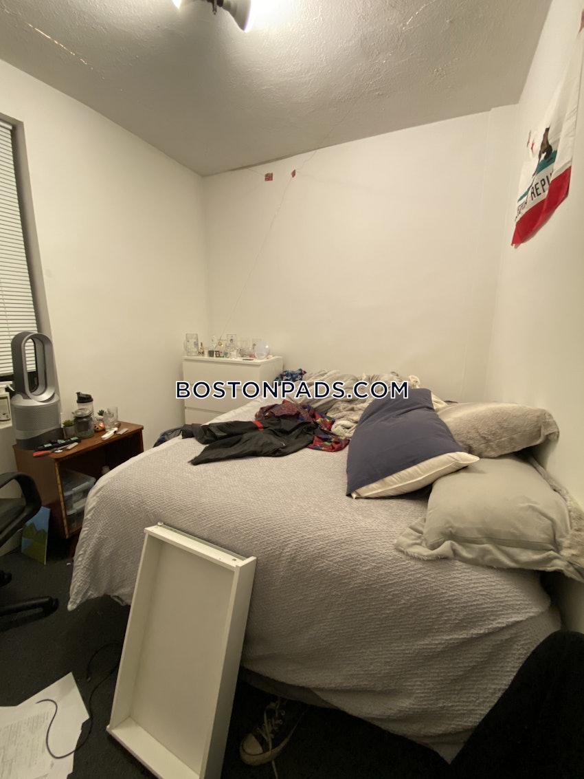 BOSTON - NORTHEASTERN/SYMPHONY - 6 Beds, 2 Baths - Image 6