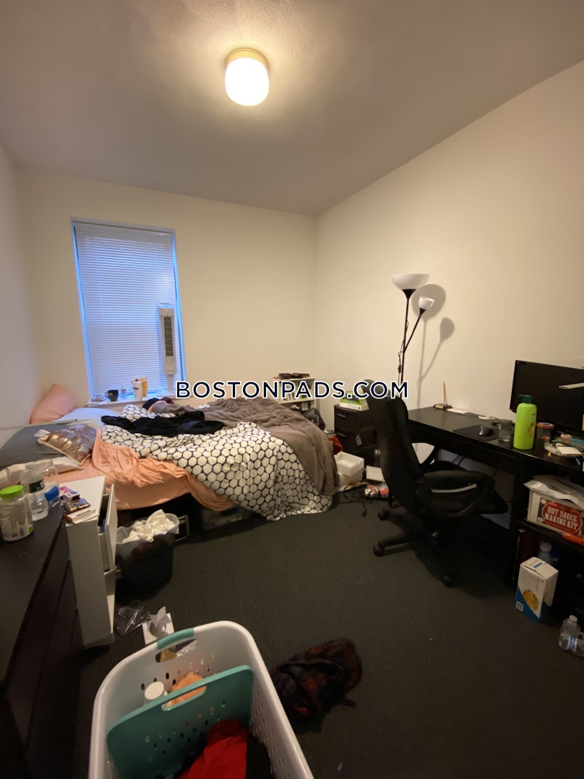 BOSTON - NORTHEASTERN/SYMPHONY - 6 Beds, 2 Baths - Image 8