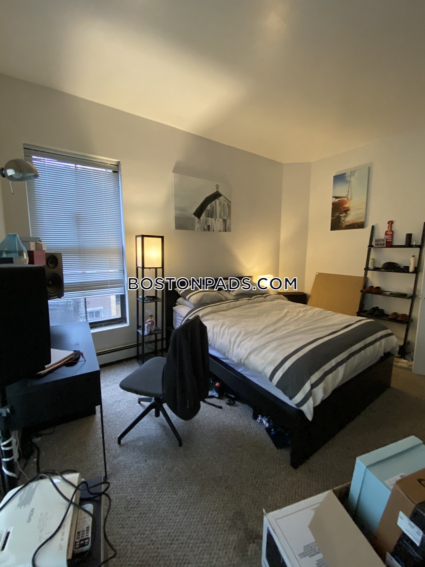 BOSTON - NORTHEASTERN/SYMPHONY - 4 Beds, 2 Baths - Image 8