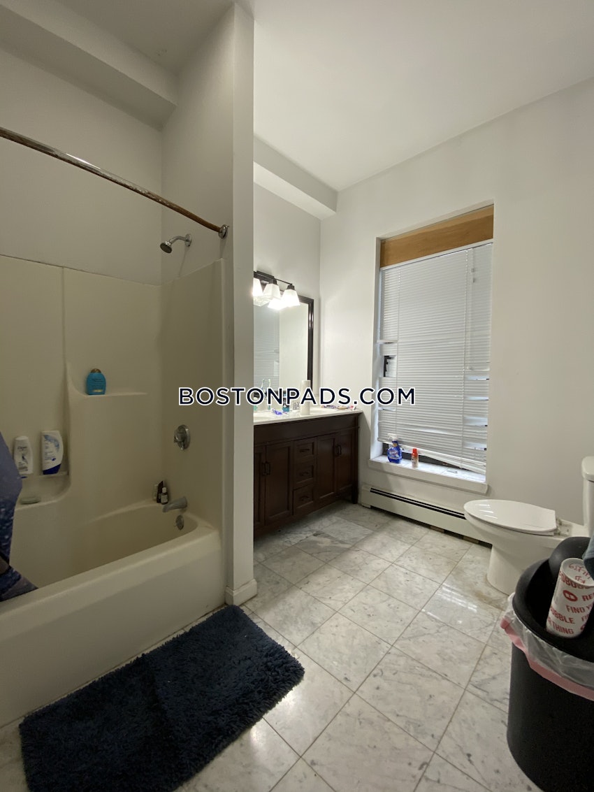 BOSTON - NORTHEASTERN/SYMPHONY - 4 Beds, 2 Baths - Image 15