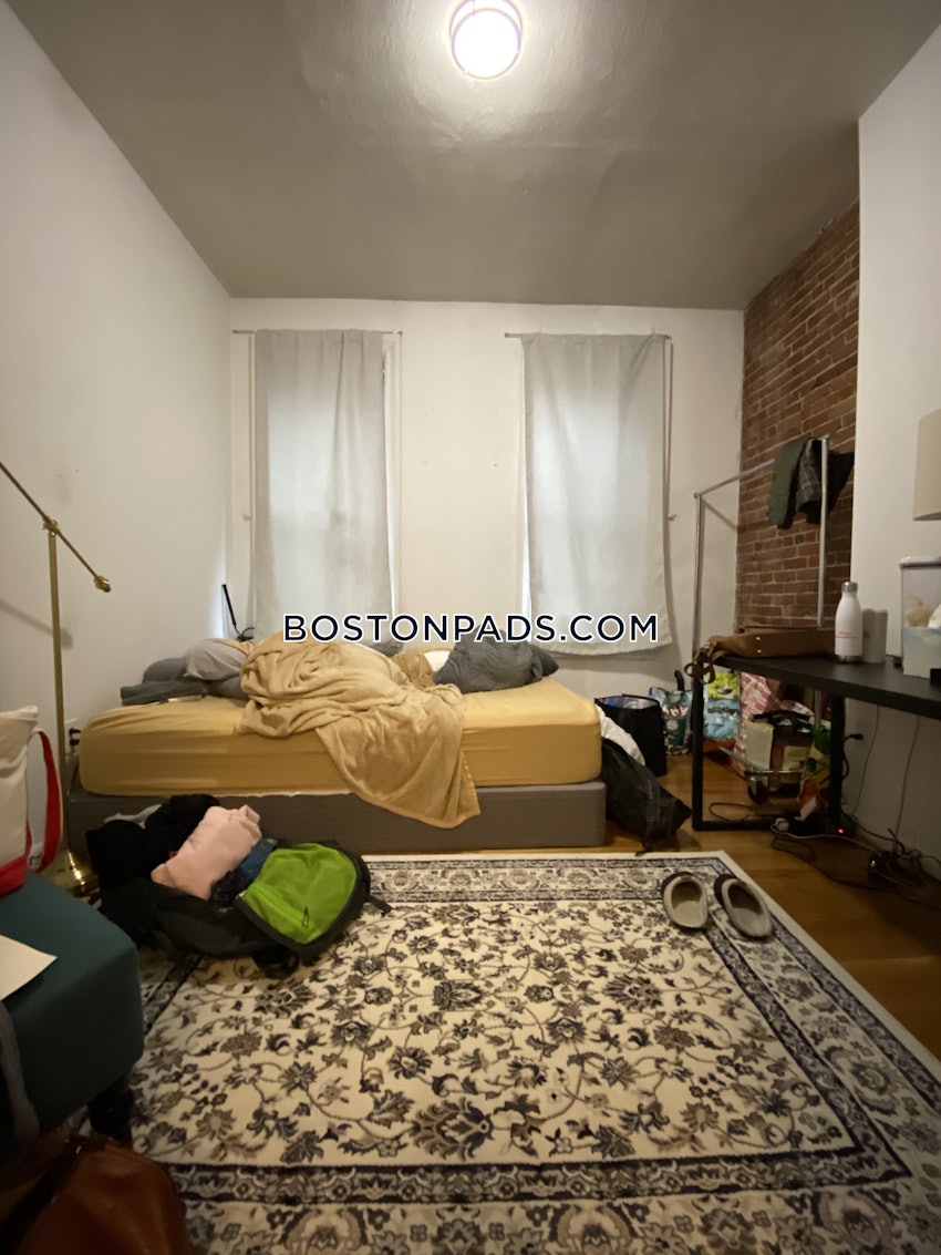 BOSTON - BAY VILLAGE - 3 Beds, 1.5 Baths - Image 7