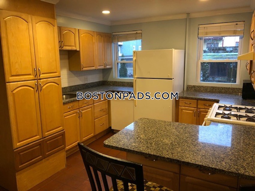 BOSTON - BRIGHTON - OAK SQUARE - 3 Beds, 1 Bath - Image 5