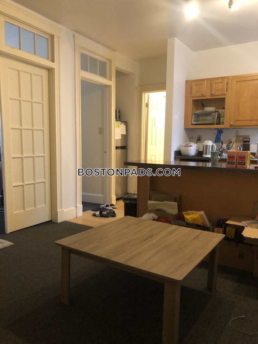 BOSTON - FENWAY/KENMORE - 3 Beds, 1 Bath - Image 2