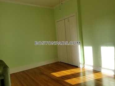 Boston - 2 Beds, 1 Baths