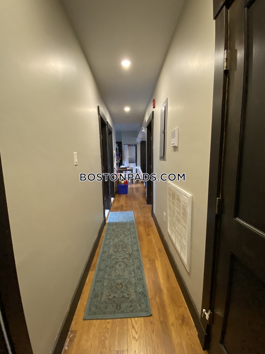 BOSTON - JAMAICA PLAIN - JACKSON SQUARE - 4 Beds, 2 Baths - Image 8