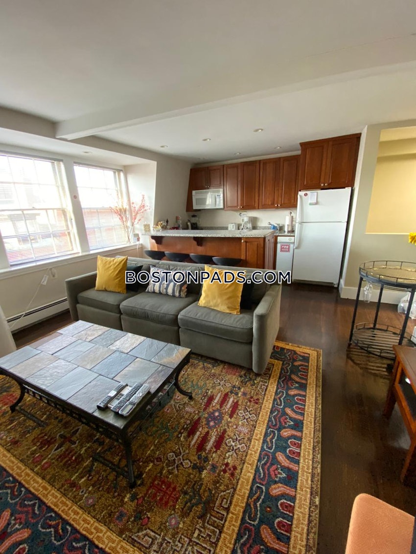 BOSTON - BEACON HILL - 1 Bed, 1 Bath - Image 1