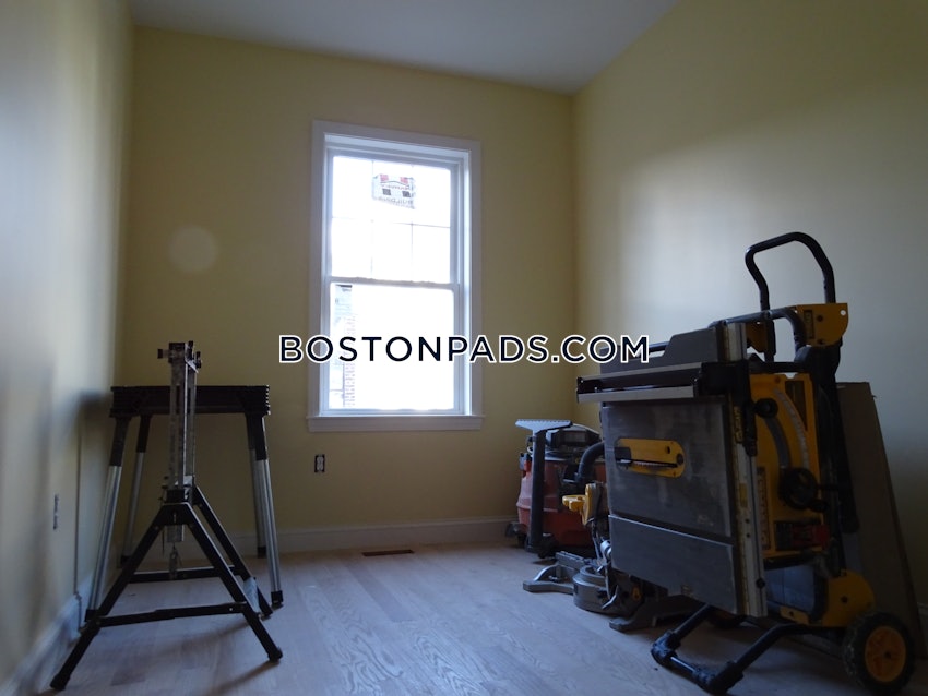 BOSTON - EAST BOSTON - MAVERICK - 2 Beds, 1 Bath - Image 4