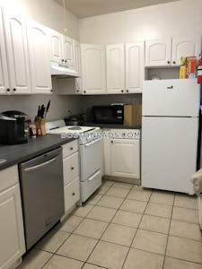 Brookline /4 Beds 1 Bath  Boston University - $6,250 No Fee