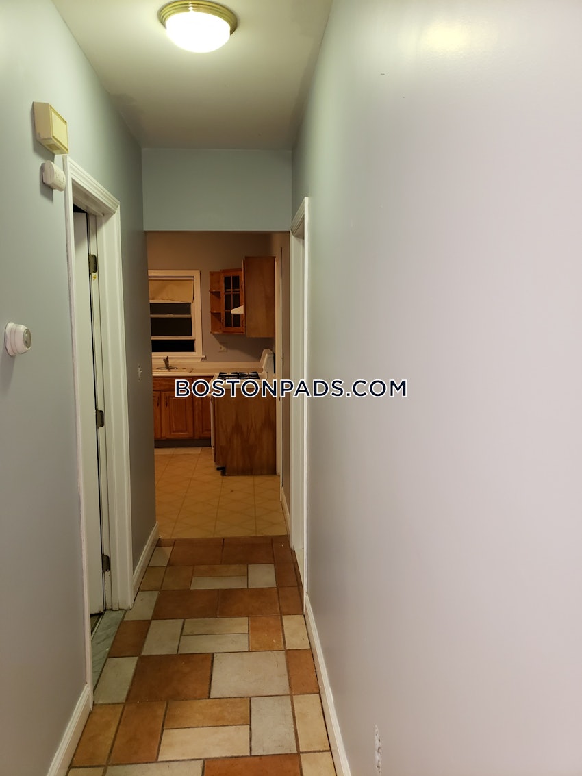 BOSTON - MATTAPAN - 3 Beds, 1 Bath - Image 11