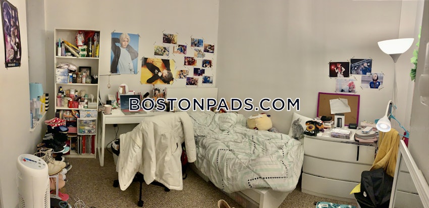 BOSTON - SOUTH END - 4 Beds, 1 Bath - Image 2