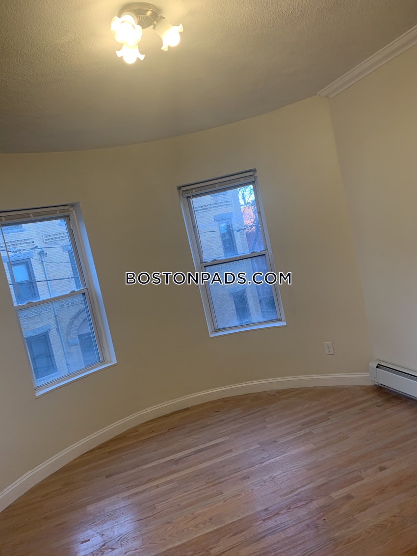 BOSTON - MISSION HILL - 2 Beds, 1 Bath - Image 10