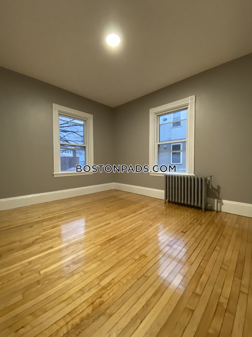 BOSTON - JAMAICA PLAIN - HYDE SQUARE - 4 Beds, 2 Baths - Image 18