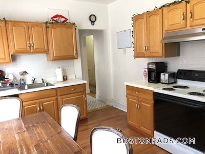 Brookline 4 Beds 2 Baths  North Brookline - $6,300