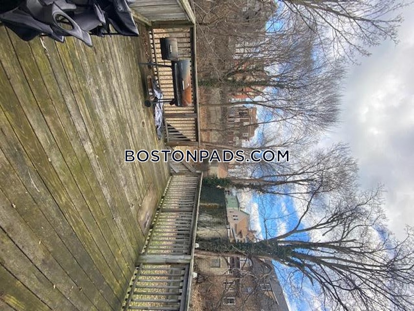 BOSTON - ROXBURY - 3 Beds, 1 Bath - Image 4