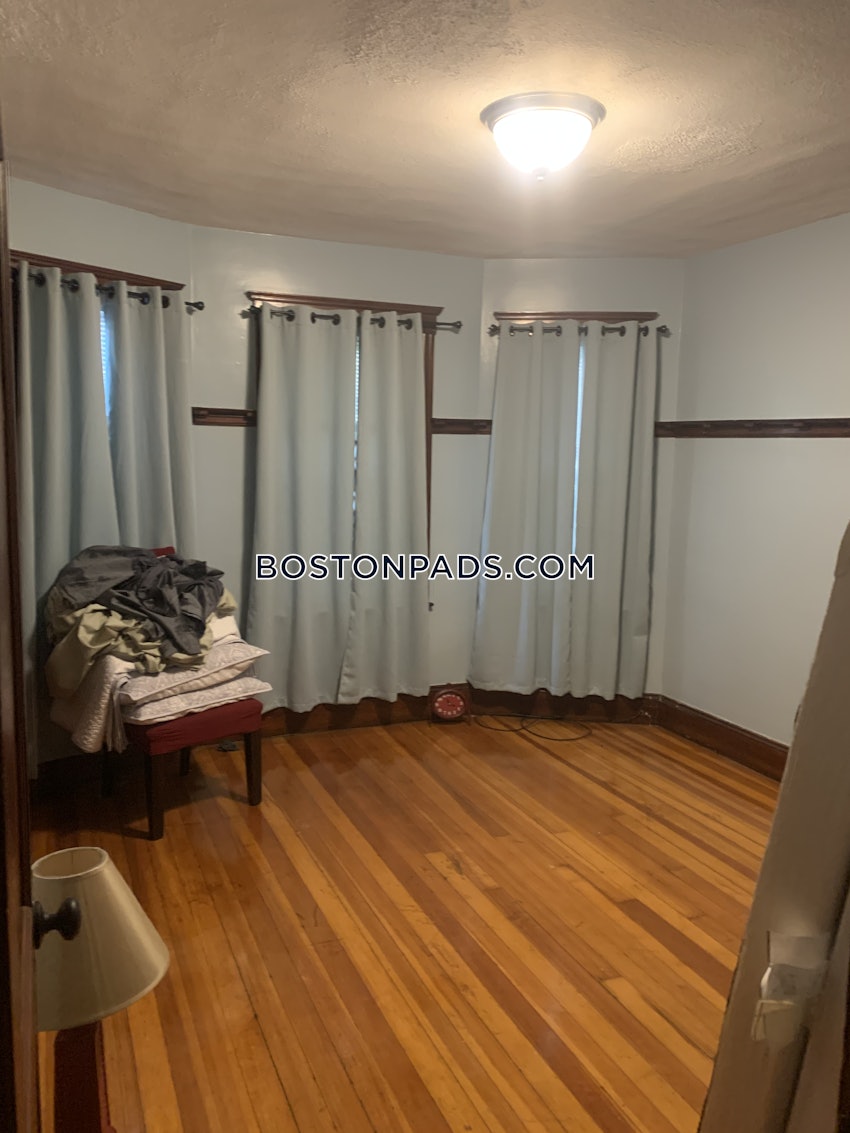 BOSTON - DORCHESTER - FIELDS CORNER - 4 Beds, 1 Bath - Image 13