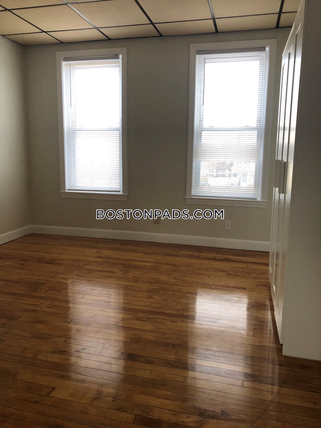 Medford - $4,340+ /mo