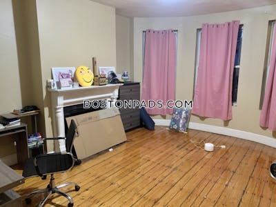 Allston 3 Bed 2 Bath BOSTON Boston - $4,260 No Fee