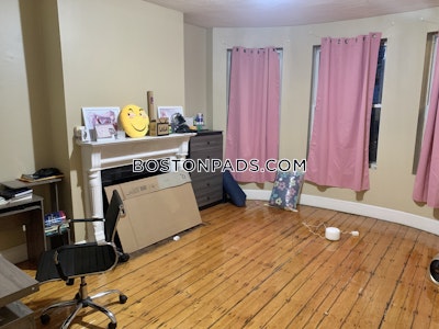 Allston 3 Bed 2 Bath BOSTON Boston - $4,260 No Fee