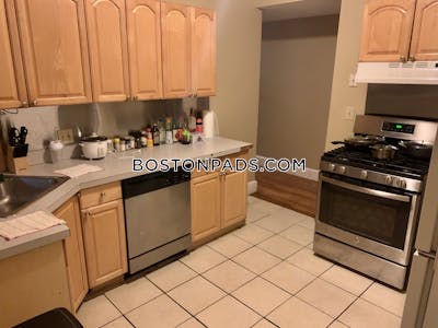 Allston /3 Beds 2 Baths Boston - $4,260 No Fee