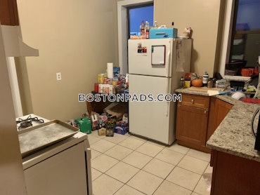 Boston - 4 Beds, 2 Baths