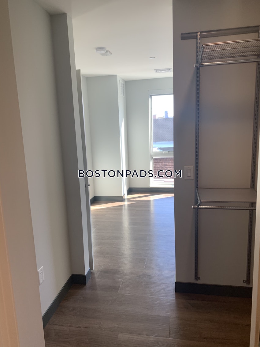 BOSTON - EAST BOSTON - MAVERICK - 1 Bed, 1 Bath - Image 2