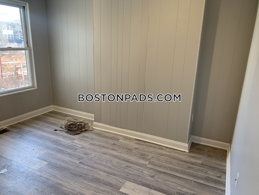 BOSTON - EAST BOSTON - MAVERICK - 5 Beds, 1 Bath - Image 11